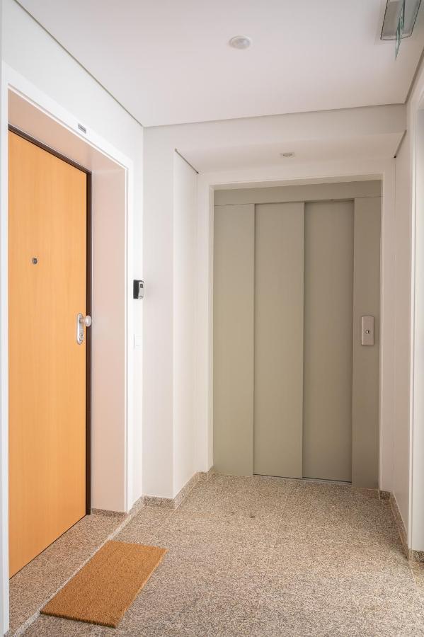 Strelitzia Apartment, By Bolhao Residences Порто Екстериор снимка